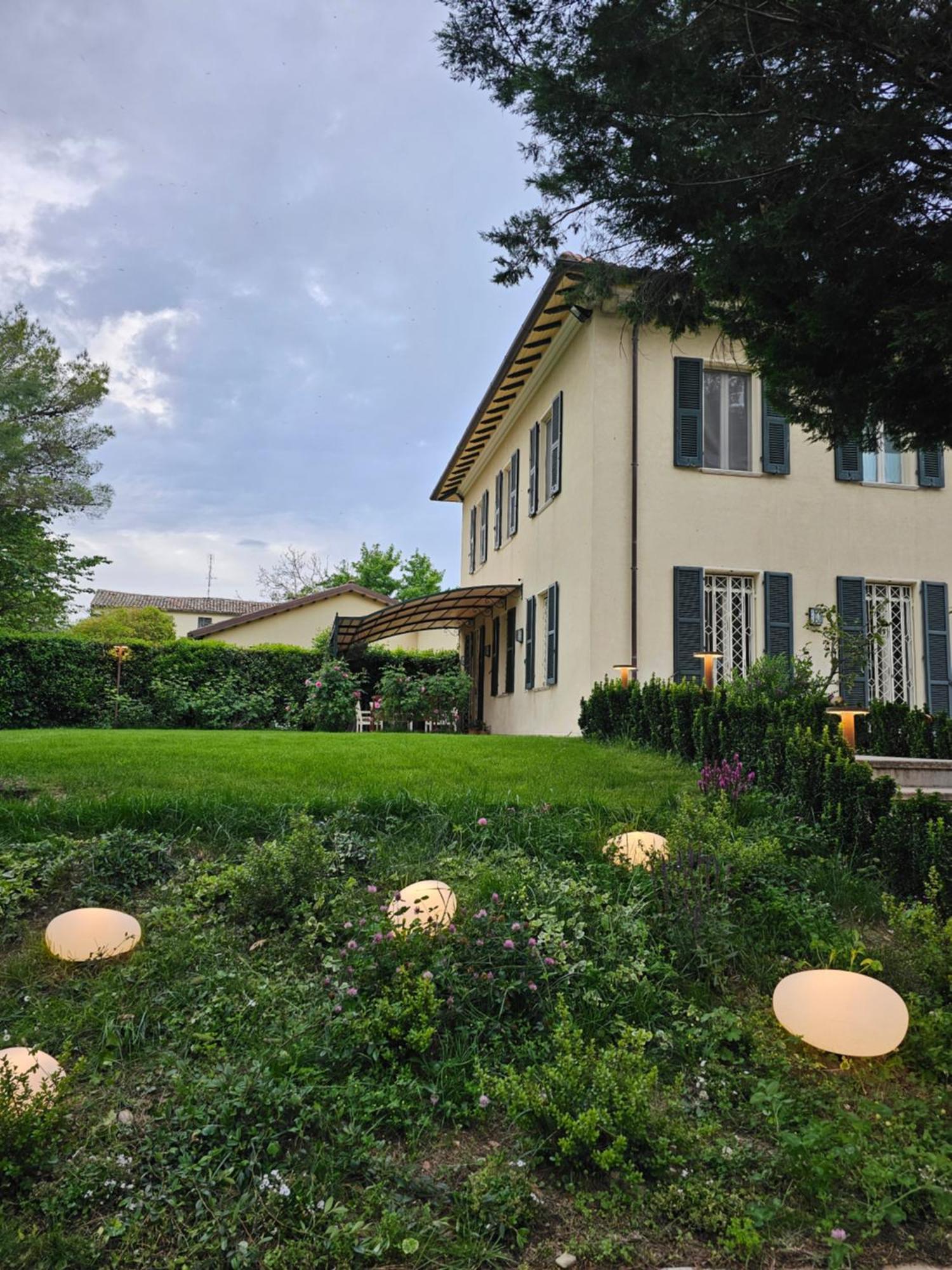 Villa Monacelli B&B Fano Exteriör bild